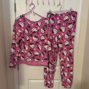 Hello Kitty Pink Pajama Set for